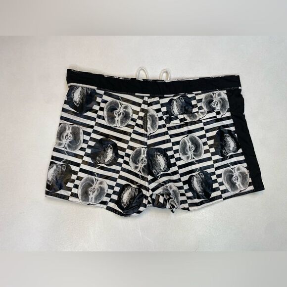 Marc Jacobs All Over Apple Print Swim Shorts Men Size 48 Large Black White - Picture 2 of 8